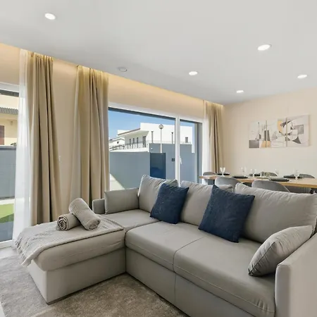 Villa Mico's House - With Private Pool Santa Cruz (Oeste)