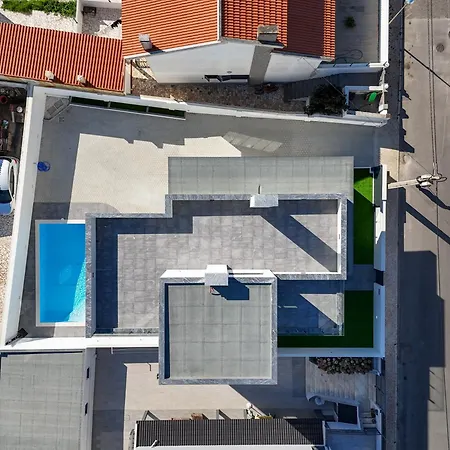 Mico's House - With Private Pool * Santa Cruz (Oeste)
